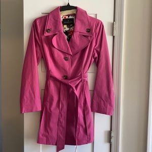 London Fog Pink Trenchcoat size M